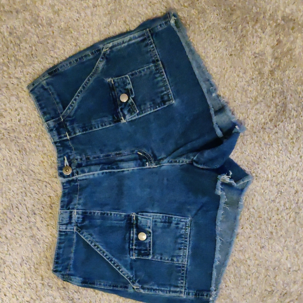 Jean Shorts - Size 9 - Canyon River Blues - like new